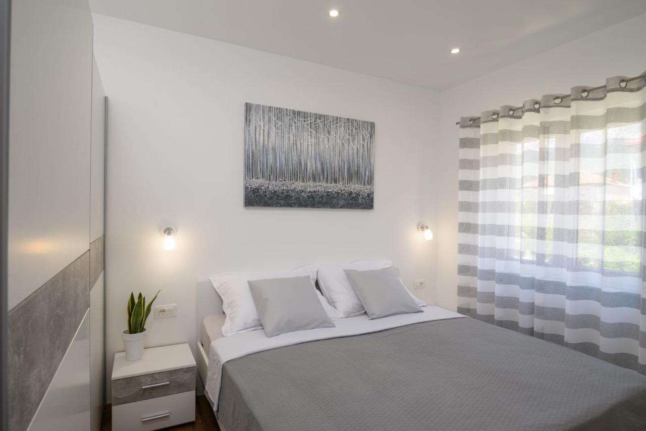 Kaštela Apartment Silver Star מראה חיצוני תמונה