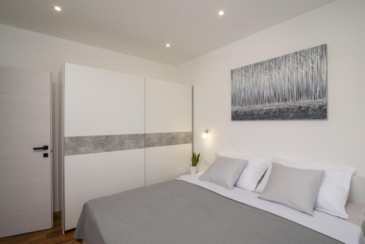 Kaštela Apartment Silver Star מראה חיצוני תמונה