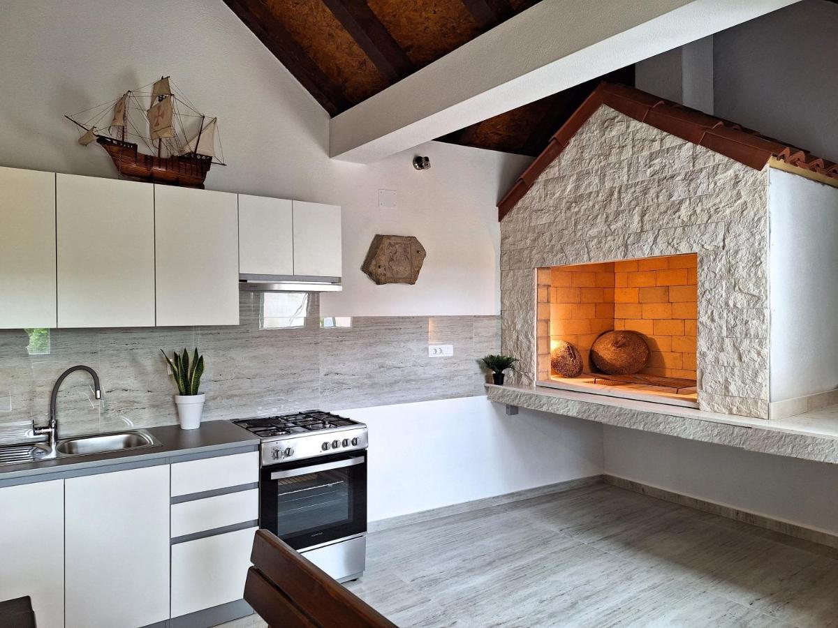Kaštela Apartment Silver Star מראה חיצוני תמונה